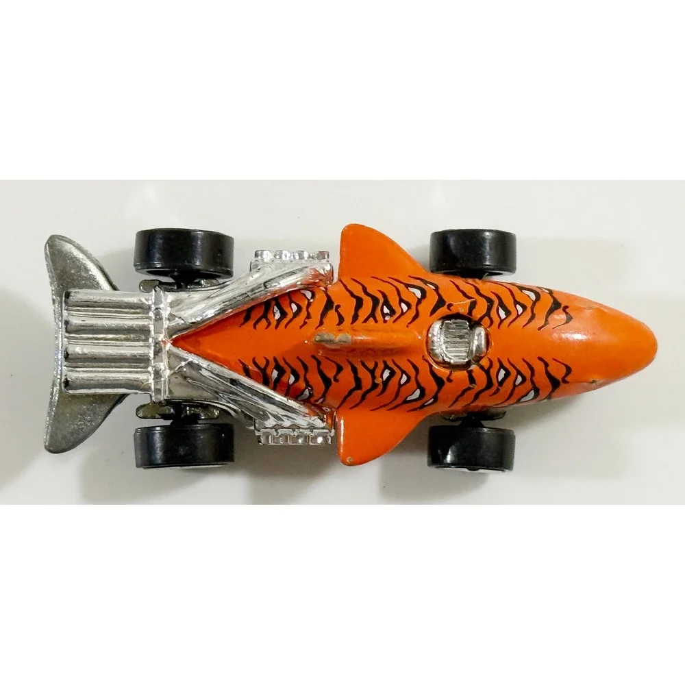 Hot Wheels Sharkruiser Kids 1:64 Orange Tiger Stripe Shark Diecast Car 1986